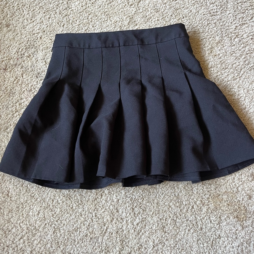 black pleated miniskirt